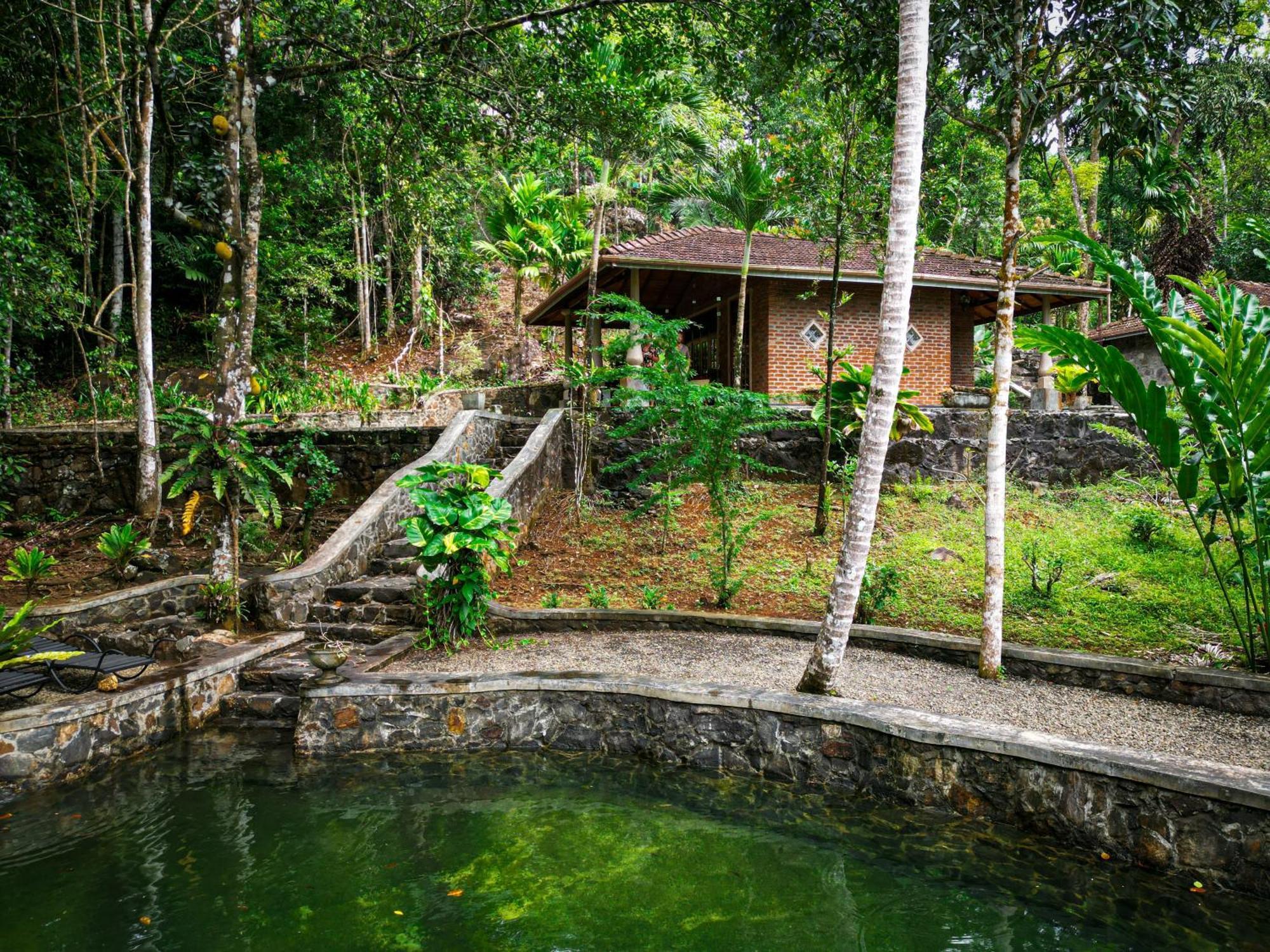Singharaja Garden Agro Eco Lodge Pelawatta  Kültér fotó